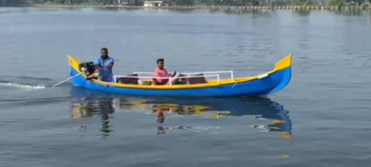 Marari Blue Whale Beach House Alappuzha Exteriör bild