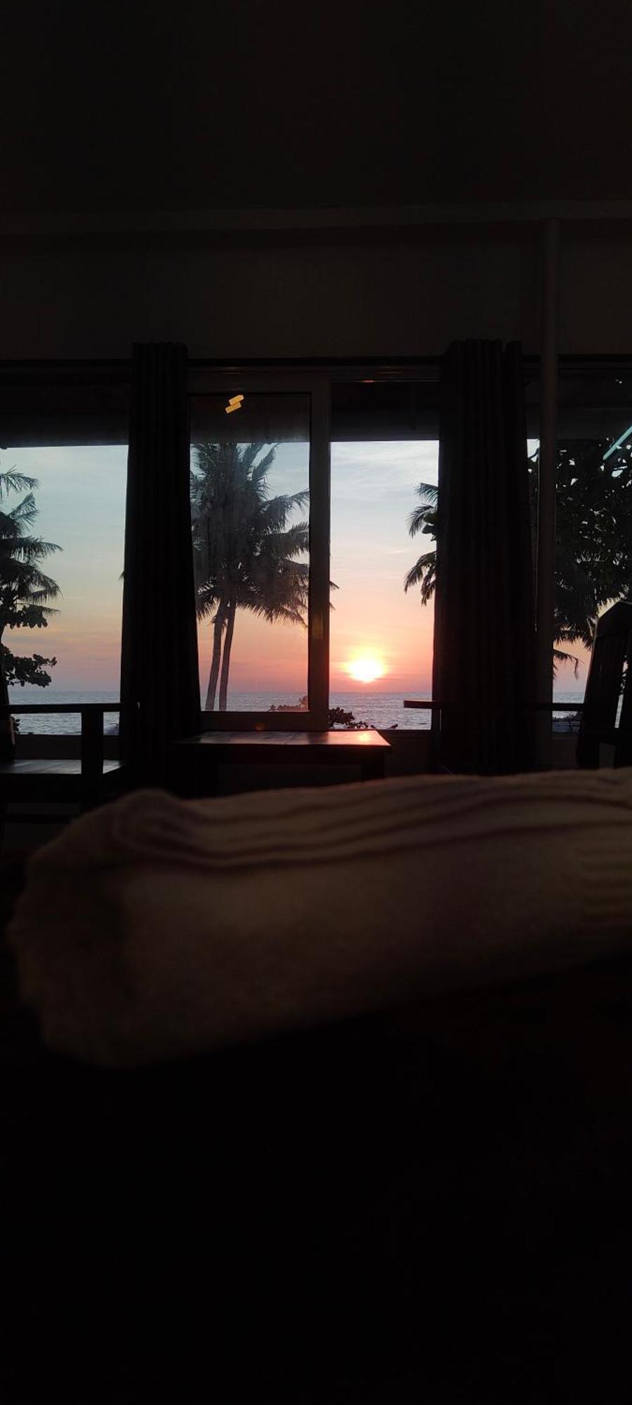 Marari Blue Whale Beach House Alappuzha Exteriör bild