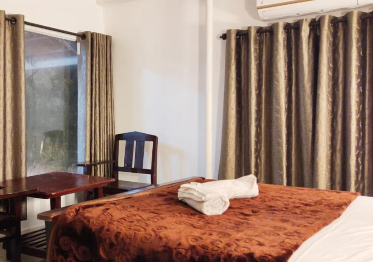 Marari Blue Whale Beach House Alappuzha Exteriör bild