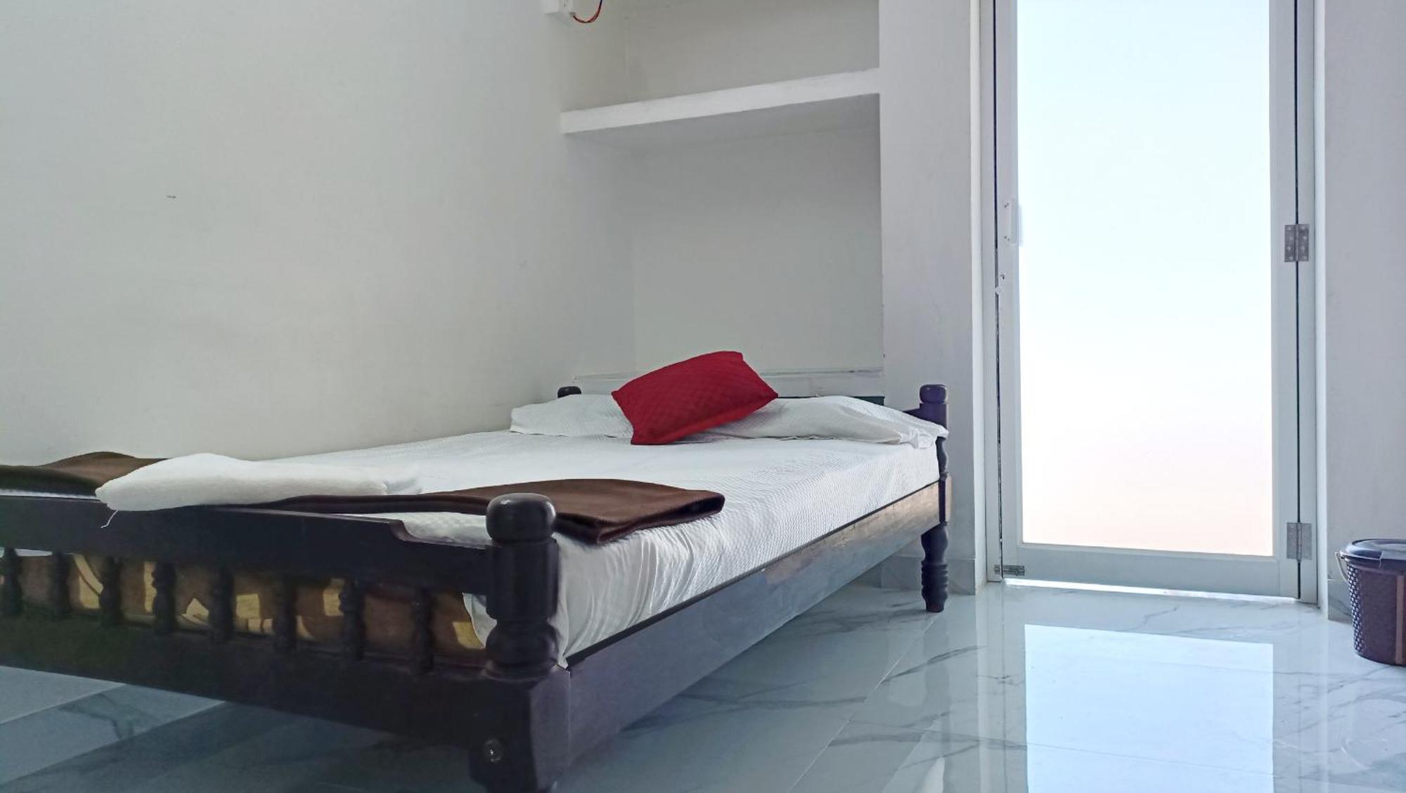 Marari Blue Whale Beach House Alappuzha Exteriör bild